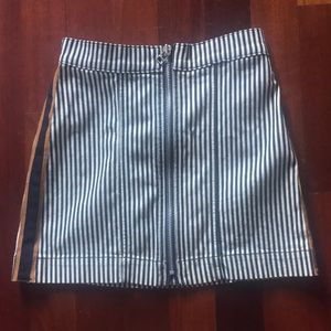 Never worn! Veronica Beard Jeans skirt. Size 2.